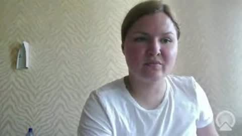 Snapshot of _r0xyy chatting on July 23, 10:46 am _r0xyy online show from July 23, 10:46 am