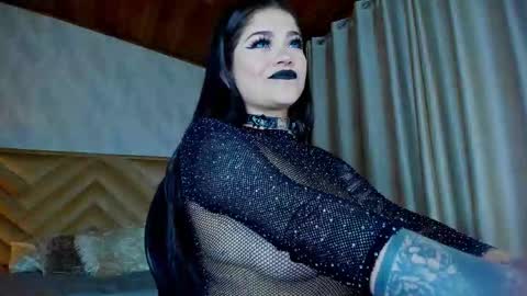 Raven online show from November 21, 11:53 am