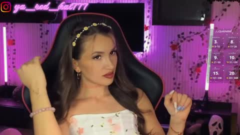 -RED HAT- online show from April 4, 5:32 pm