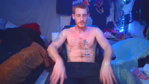 Snapshot of _redxxx chatting on January 1, 6:58 am REDxxx online show from January 1, 6:58 am