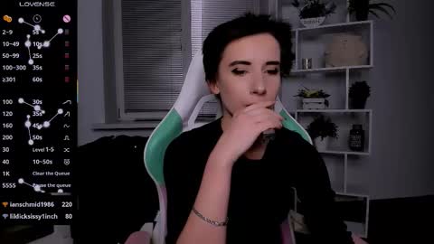 Rein online show from November 3, 8:54 pm