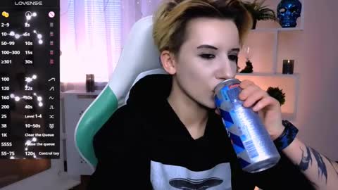 Rein online show from May 23, 1:48 pm