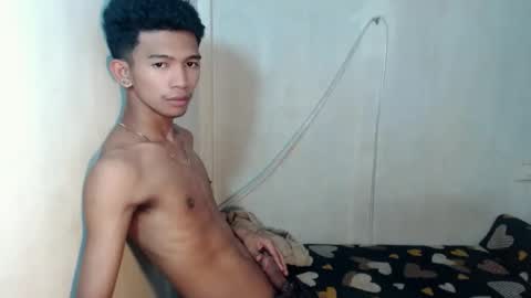 _rellvanxx online show from November 24, 9:25 pm