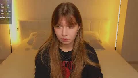 Snapshot of _reverse_gang_ chatting on July 7, 1:37 pm LISSAPVT IS OPEN online show from July 7, 1:37 pm