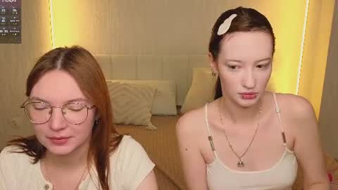 Snapshot of _reverse_gang_ chatting on July 12, 4:25 am LISSAPVT IS OPEN online show from July 12, 4:25 am