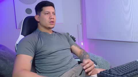 Roberto online show from March 13, 12:45 pm