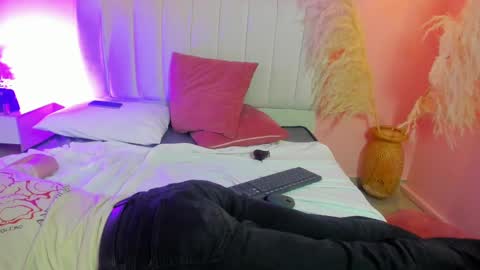 Snapshot of _ruby_red chatting on October 16, 10:16 am _ruby_red online show from October 16, 10:16 am