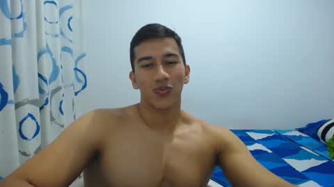 Snapshot of _sam_happy chatting on January 20, 2:11 am Jak Sam My wish is to be able to have a good Christmas meet my goal of 10000 tks and be able to have a peaceful new year. online show from January 20, 2:11 am