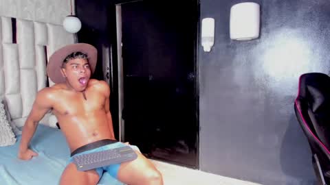 _sammy_ice online show from February 8, 12:39 pm