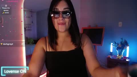 Snapshot of _santalove_ chatting on April 1, 8:50 pm SantaLove online show from April 1, 8:50 pm