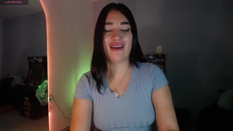 Snapshot of _santalove_ chatting on April 15, 8:20 pm SantaLove online show from April 15, 8:20 pm