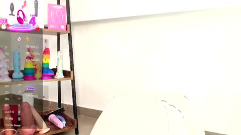 Sassy Girl online show from February 27, 12:10 am