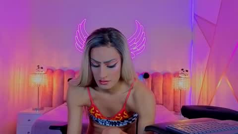 Scarlett online show from October 21, 8:04 am