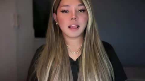 Snapshot of _seductive_jane chatting on June 22, 10:45 am ENAJ online show from June 22, 10:45 am