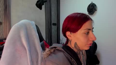 Selene online show from February 4, 1:00 am