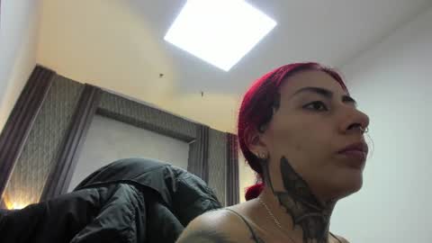 Snapshot of _selene_red chatting on June 29, 2:18 am Selene online show from June 29, 2:18 am