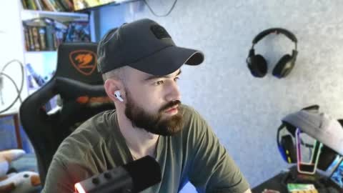 Ask me online show from April 7, 10:48 am