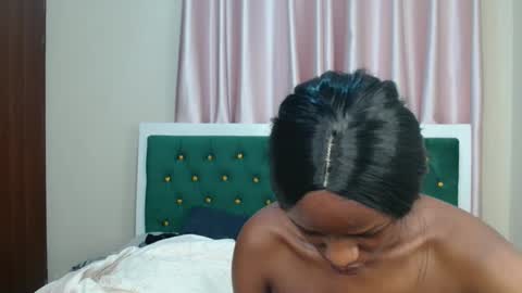 Snapshot of _sexy_cherry chatting on September 12, 6:52 pm Cherry online show from September 12, 6:52 pm