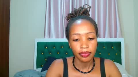 Snapshot of _sexy_cherry chatting on September 22, 10:12 pm Cherry online show from September 22, 10:12 pm