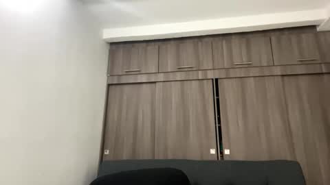 Juan Pablo-independent model online show from October 1, 7:09 pm