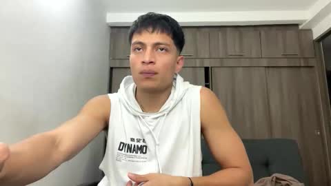 Juan Pablo-independent model online show from March 20, 12:59 am