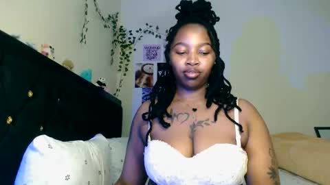 Snapshot of _sexysquirter chatting on February 24, 7:12 pm _sexysquirter online show from February 24, 7:12 pm