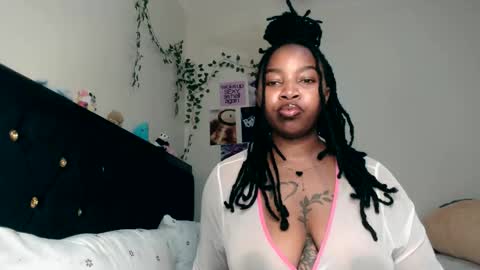 Snapshot of _sexysquirter chatting on February 26, 11:15 pm _sexysquirter online show from February 26, 11:15 pm