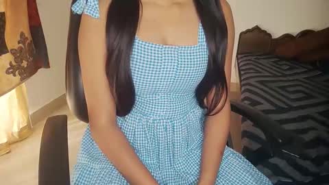 _shalini_0 online show from November 24, 4:12 am