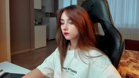 _silverdream online show from February 11, 4:44 am