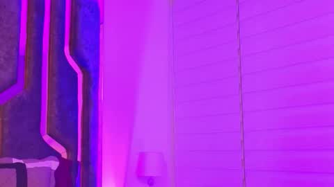 _silvia_vega_ online show from June 1, 6:59 am