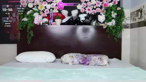 _skitlstrynka_ online show from May 12, 2:41 am