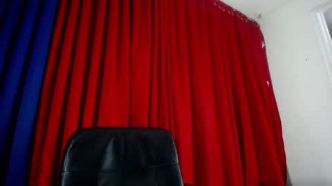 _skyleer_ online show from January 8, 1:08 am