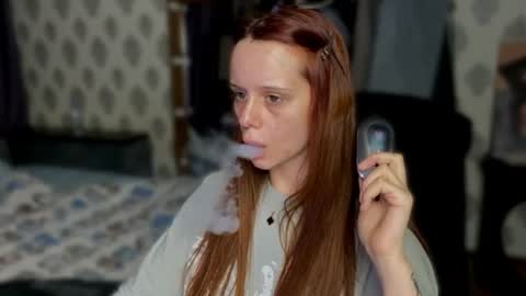 Snapshot of _slutty_fox_ chatting on June 24, 8:30 pm Alice online show from June 24, 8:30 pm