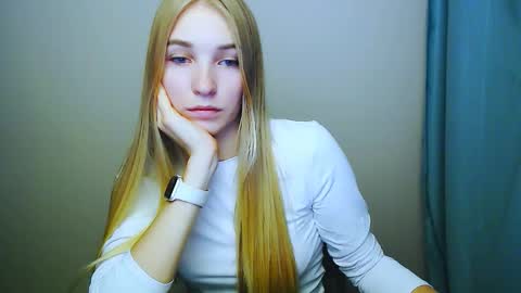 Rachel online show from December 3, 7:56 pm