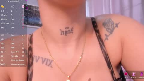 sophie online show from February 6, 2:37 pm
