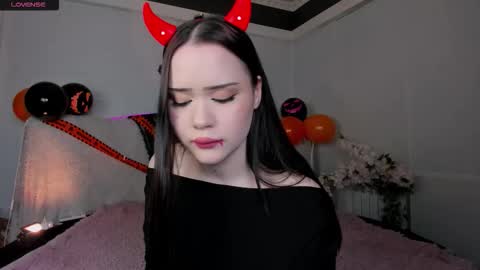 Brittany online show from October 31, 9:05 pm