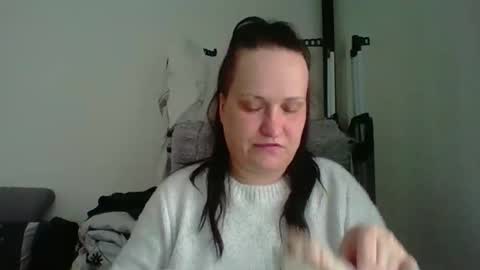 Melisa online show from November 5, 9:53 am