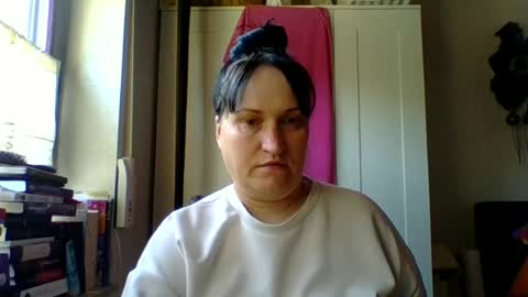 Melisa online show from June 18, 6:46 am