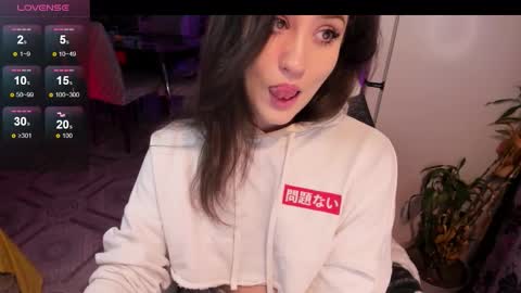 Snapshot of _sserendipityy_ chatting on September 14, 3:11 pm _sserendipityy_ online show from September 14, 3:11 pm