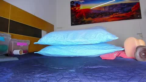 susy online show from February 27, 2:54 pm