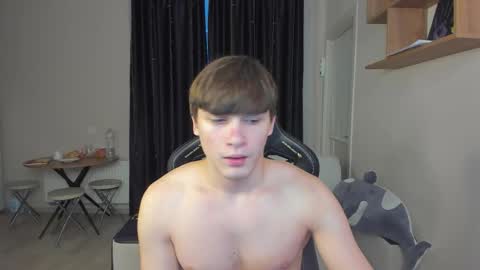 MARKPVT IS OPEN online show from December 15, 4:50 am