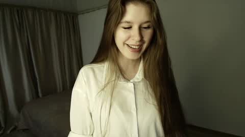Snapshot of _stella_grace_ chatting on April 3, 10:57 am Stella Grace online show from April 3, 10:57 am