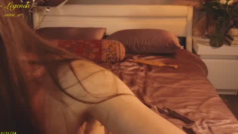 Snapshot of _stella_rose_ chatting on January 1, 5:01 am Stella online show from January 1, 5:01 am