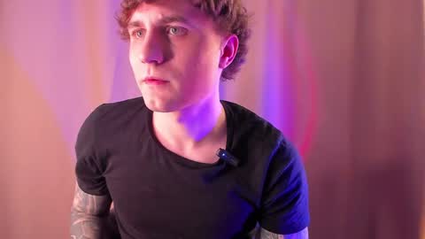 Snapshot of _stevesugar chatting on April 16, 8:04 am Steve online show from April 16, 8:04 am