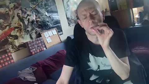 _svenerd_____ online show from July 7, 1:59 pm