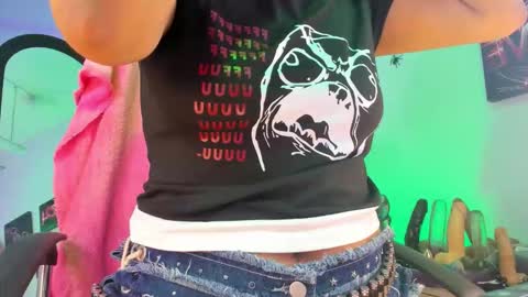 Kuromi online show from November 16, 4:51 am