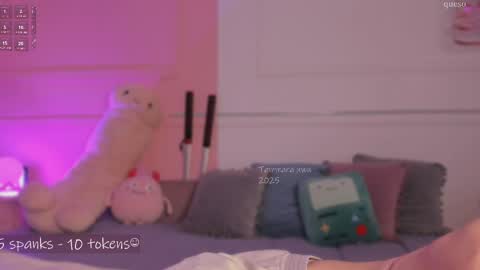 _tammarra_ online show from February 26, 11:52 am