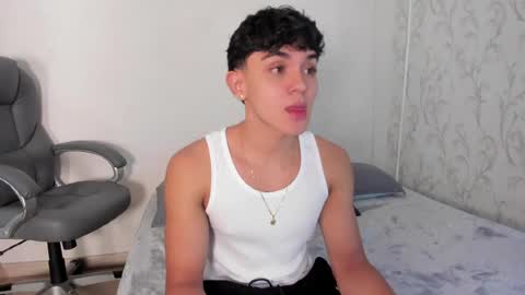 _taylorblack online show from March 28, 11:21 am