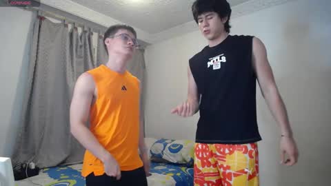 Scot y Patrick online show from April 22, 10:00 pm