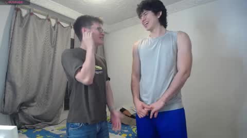 Scot y Patrick online show from April 23, 11:51 pm